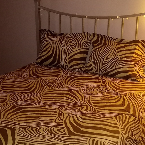 Ralph Lauren Queen Zebra Safari Reversible Jungle Animal Print Comforter Set - Picture 1 of 15